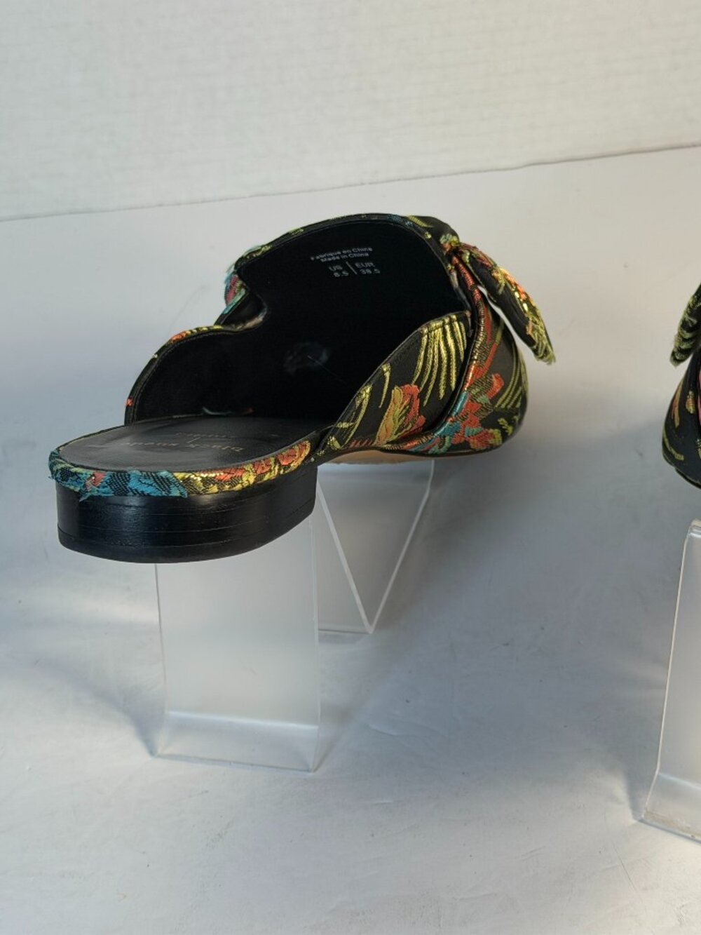 Women's size 8.5 Floral Fabric shoes - Picture 14 of 16